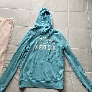 Blue and white Abercrombie & Fitch sweater